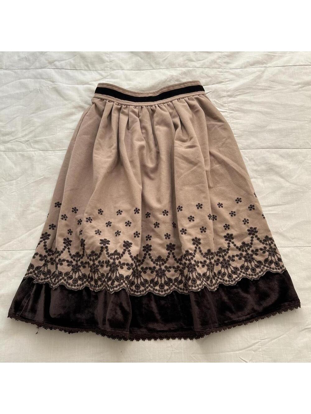 Axes Femme Tan Brown Embroidered Velvet Hem Skirt Mori Kei M Japan